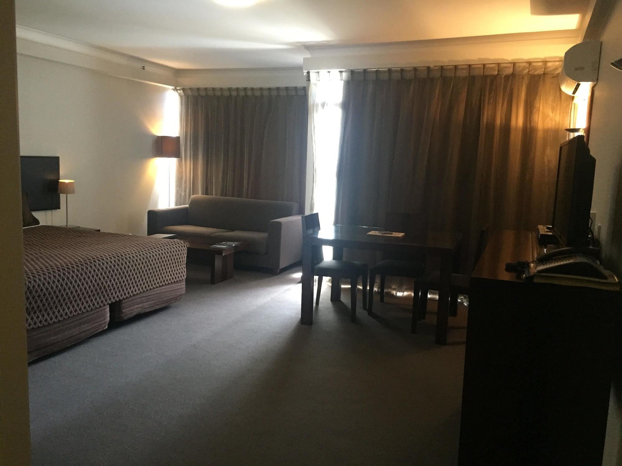 Aparthotel Apollo 4*
