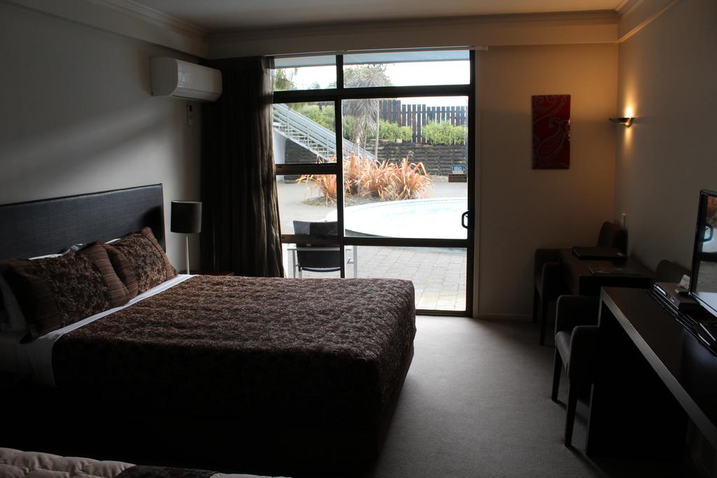 Apollo Aparthotel