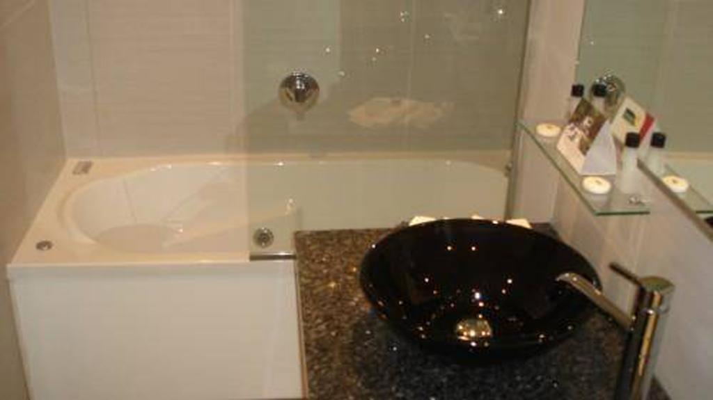 Aparthotel Apollo 4*