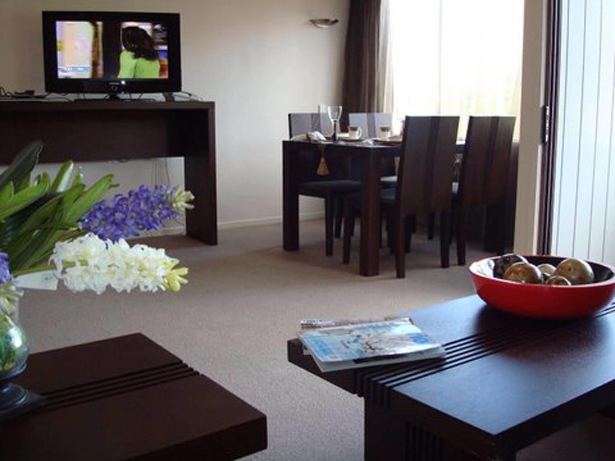 Apollo Aparthotel